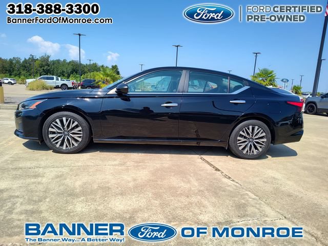Used 2024 Nissan Altima 2.5 SV FWD image 3