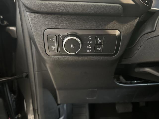 Certified 2025 Ford Escape ST-Line Elite w/ Premium Technology Package image 25