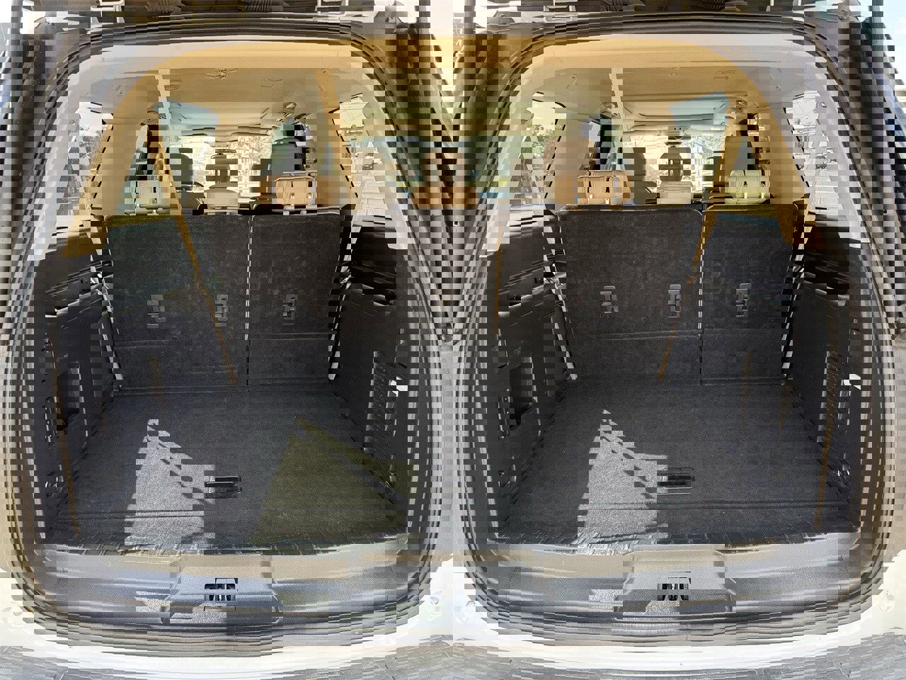 Certified 2024 Ford Expedition Max Limited image 29