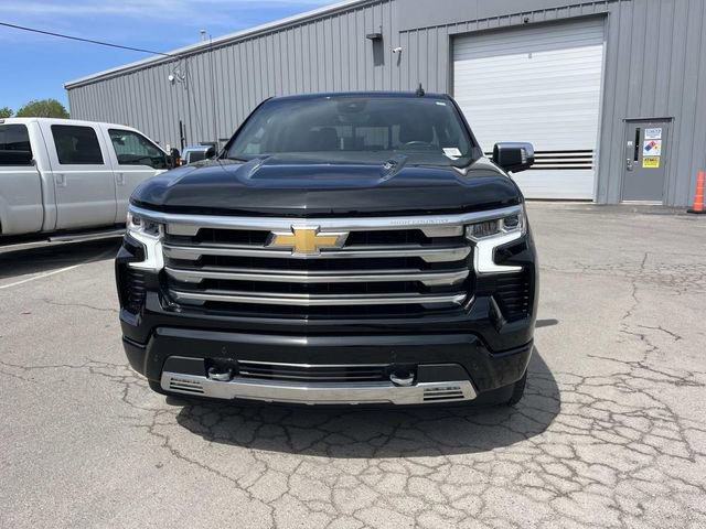Used 2024 Chevrolet Silverado 1500 High Country w/ High Country Premium Package image 8