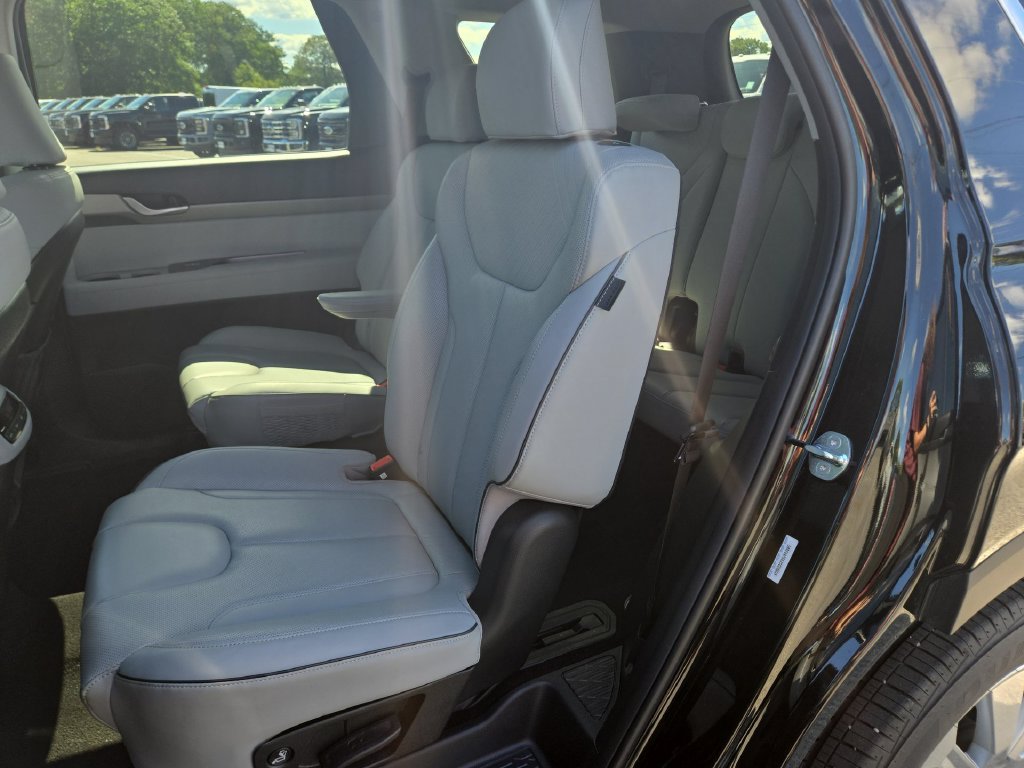 Used 2025 Hyundai Palisade SEL AWD/4WD image 4