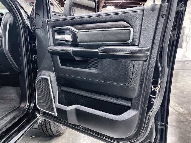 Used 2026 RAM 2500 Laramie AWD/4WD image 30
