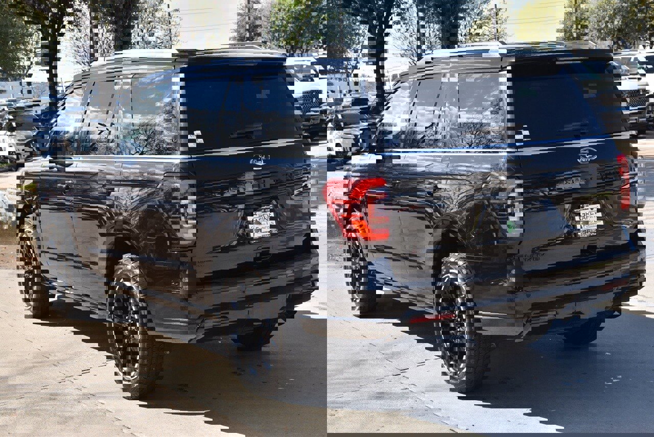 Certified 2023 Ford Expedition Limited image 6