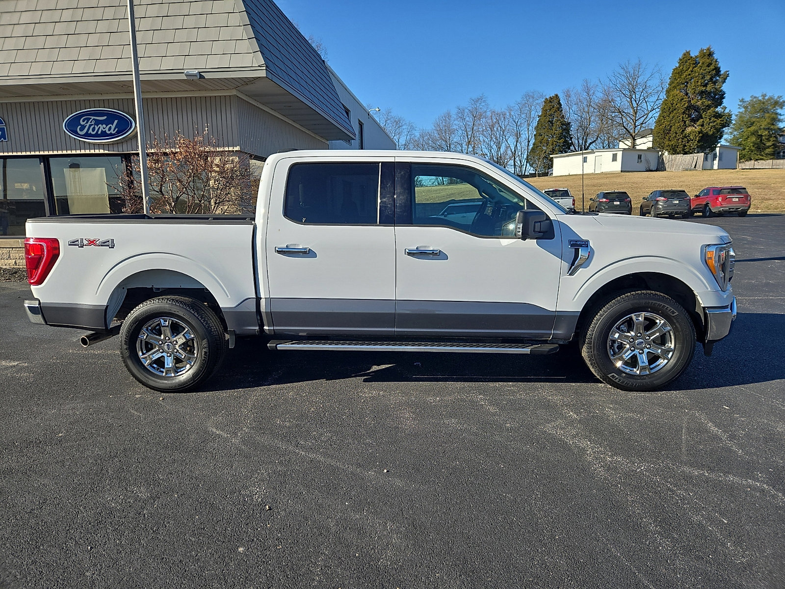 Certified 2022 Ford F150 XLT w/ Equipment Group 302A High image 5