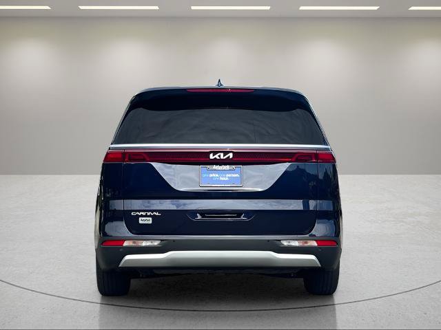 Used 2024 Kia Carnival LX FWD image 6