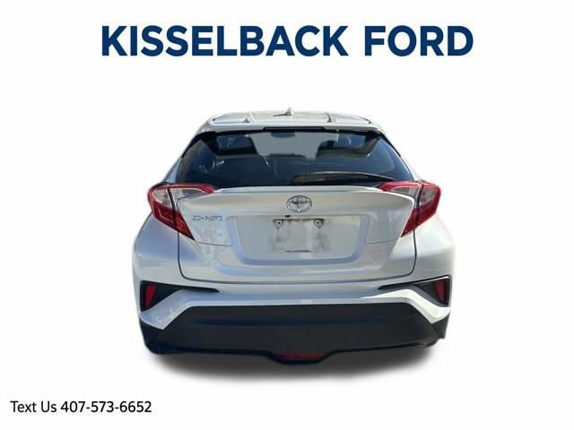 Used 2018 Toyota C-HR XLE image 4