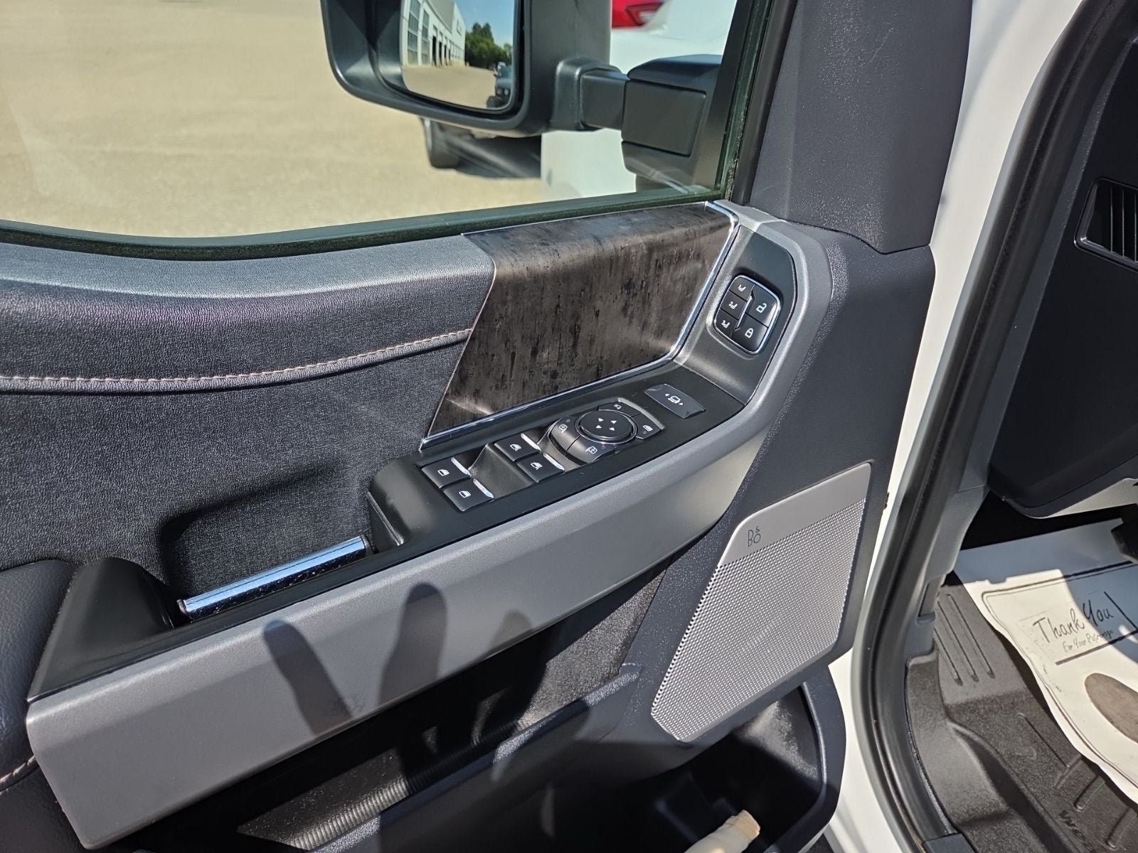 Certified 2024 Ford F250 Lariat w/ Lariat Ultimate Package AWD/4WD image 25