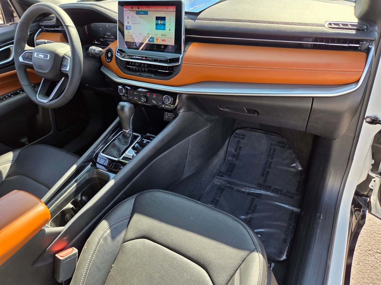 Used 2025 Jeep Compass Limited w/ Elite Group image 16