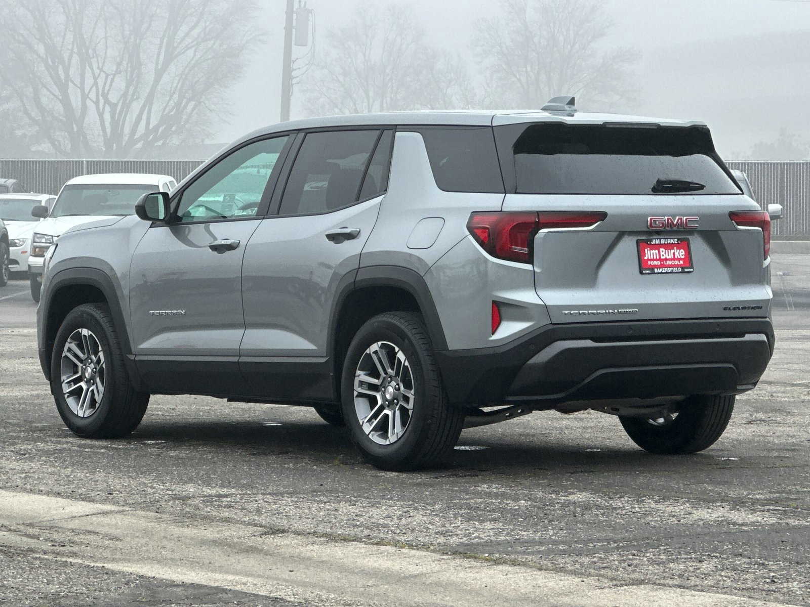 Used 2025 GMC Terrain Elevation image 3