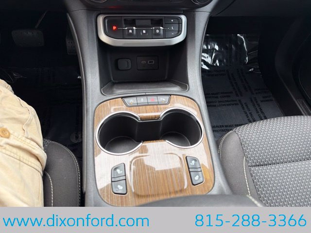 Used 2021 GMC Acadia SLE w/ Driver Convenience Package FWD image 13