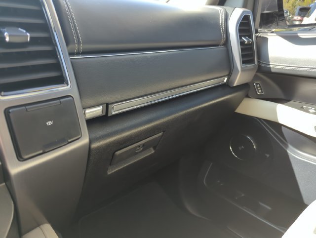 Certified 2020 Ford Expedition Platinum AWD/4WD image 64