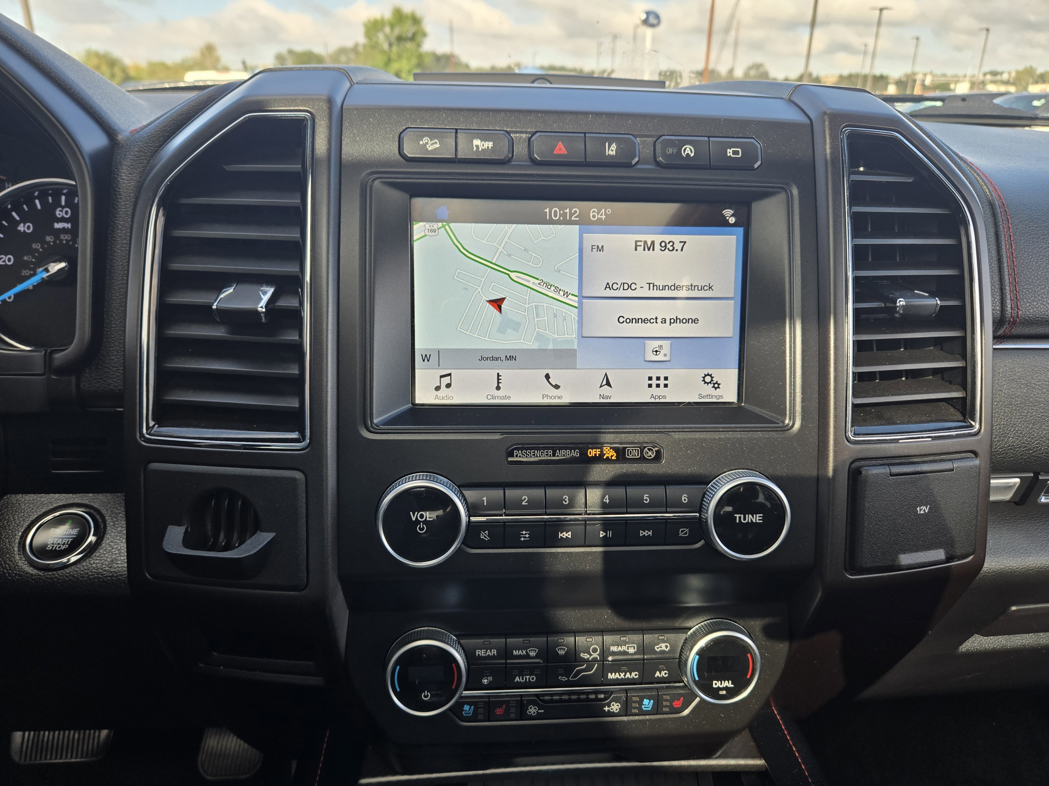 Certified 2019 Ford Expedition Limited w/ Equipment Group 303A image 23