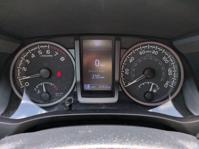 Used 2020 Toyota Tacoma TRD Off-Road w/ TRD Premium Off Road Package AWD/4WD image 34