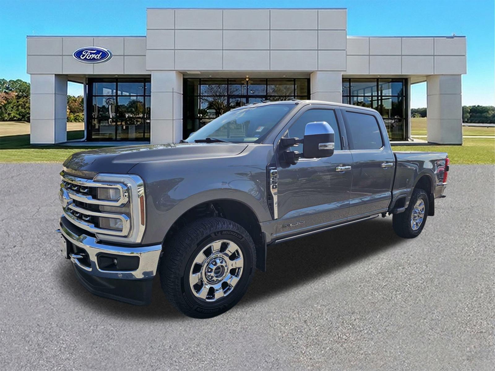 Certified 2024 Ford F250 Lariat w/ Lariat Ultimate Package AWD/4WD image 4