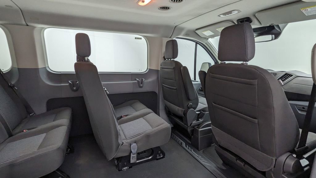 Certified 2018 Ford Transit 150 XL image 33