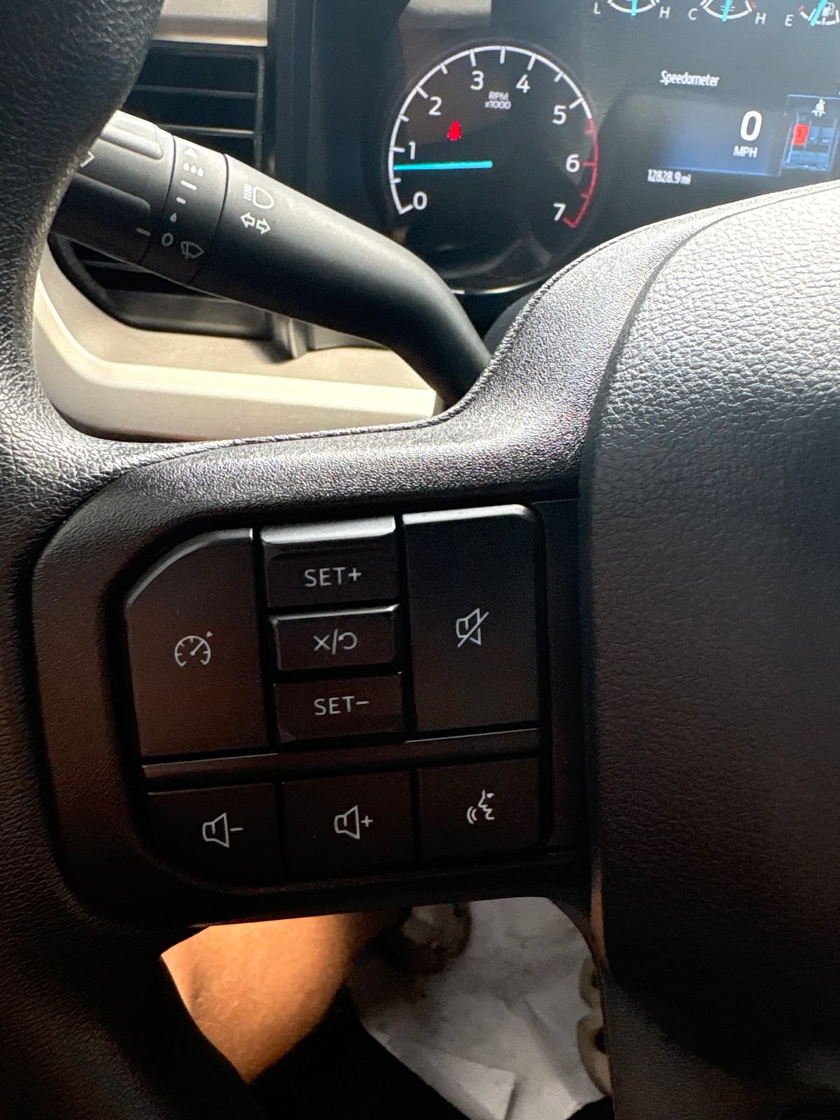 Certified 2024 Ford F250 XLT w/ FX4 Off-Road Package AWD/4WD image 33