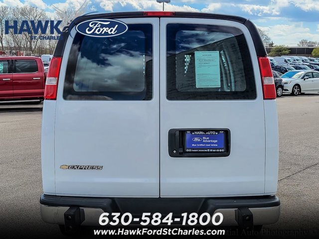 Used 2024 Chevrolet Express 2500 w/ Driver Convenience Package RWD image 5