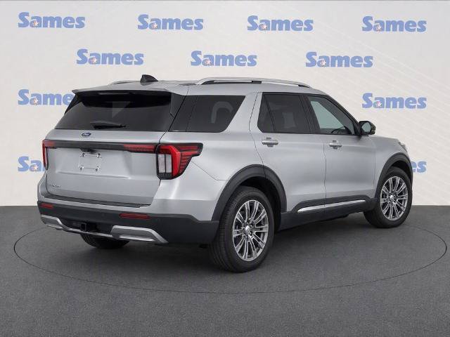 Certified 2025 Ford Explorer Platinum RWD image 3