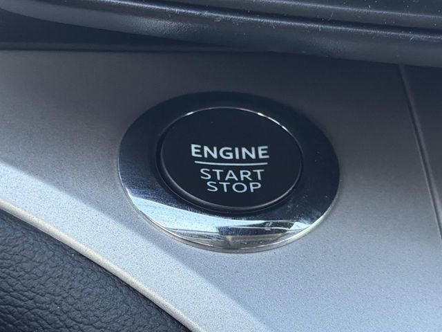 Certified 2022 Ford Explorer XLT image 29