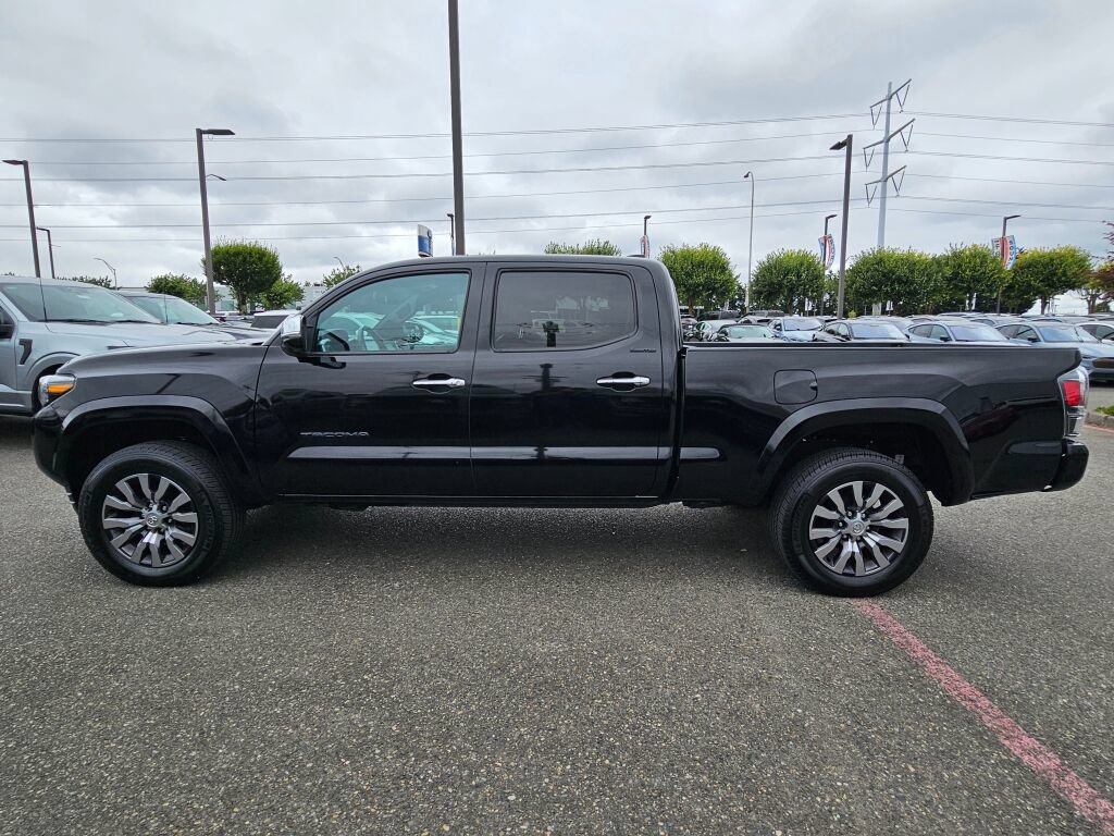 Used 2023 Toyota Tacoma Limited w/ Black Out Package (TMS) AWD/4WD image 2