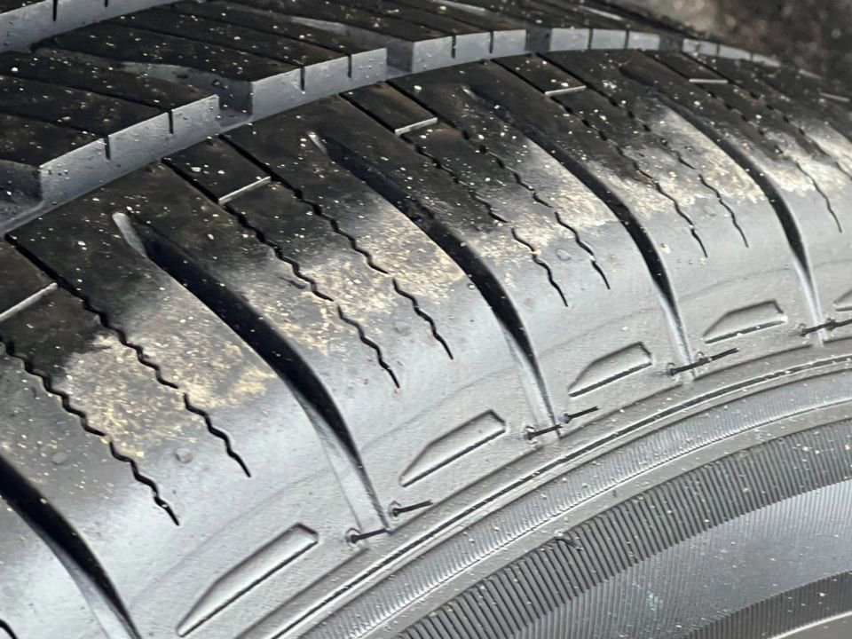 Certified 2023 Ford Explorer XLT w/ Equipment Group 202A image 16