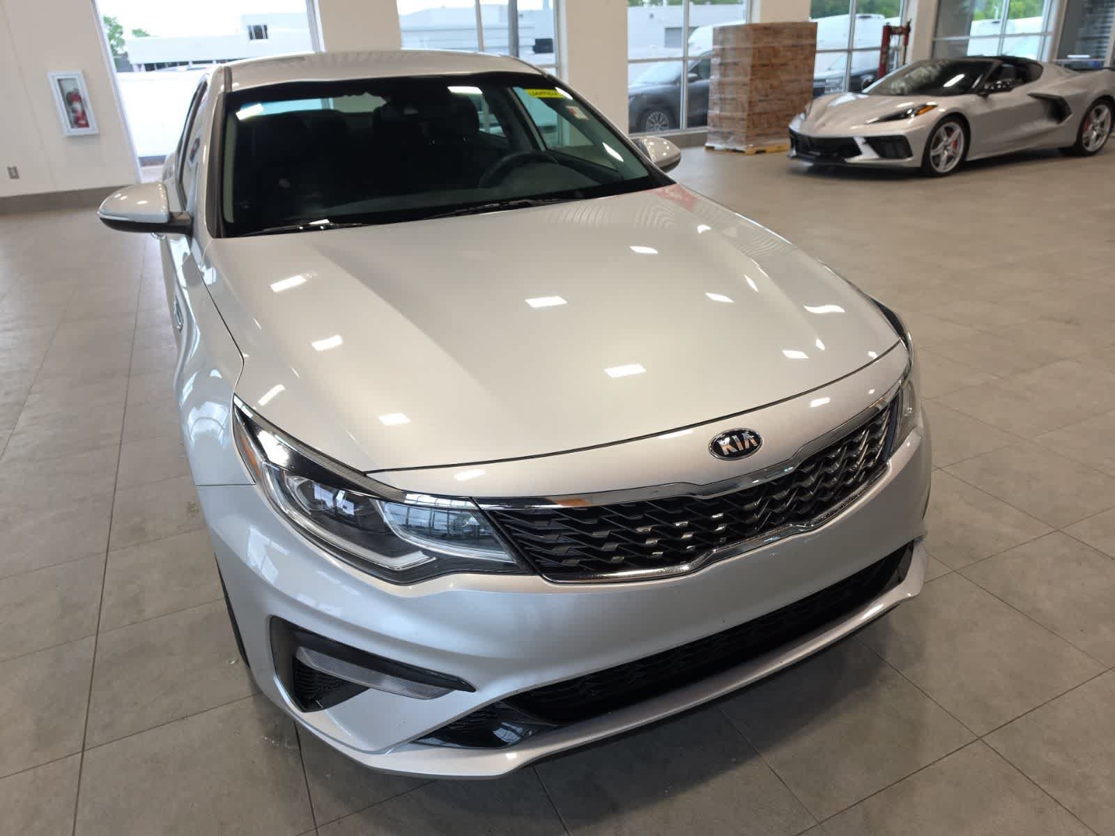 Used 2020 Kia Optima LX FWD image 4