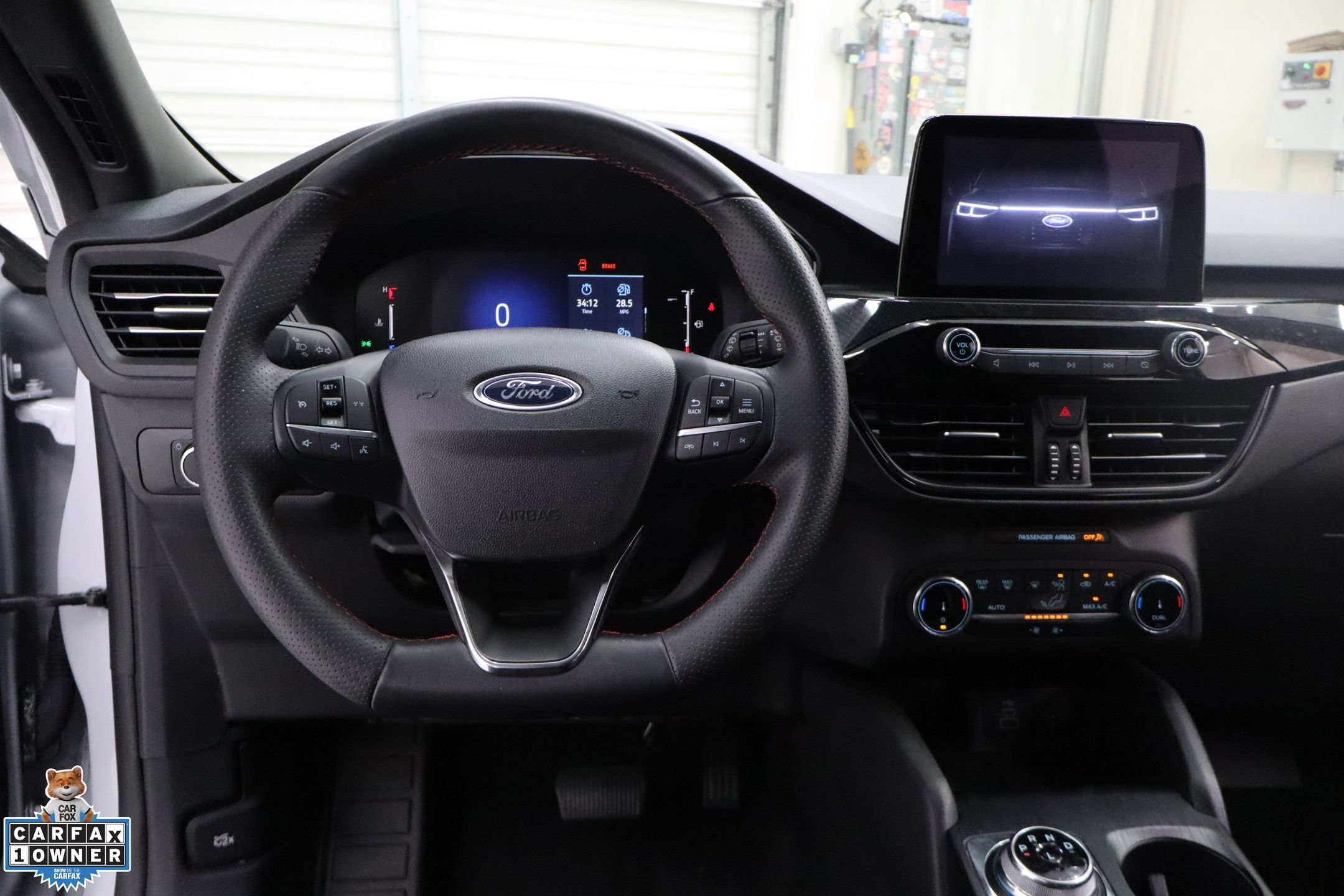Certified 2025 Ford Escape ST-Line FWD image 17
