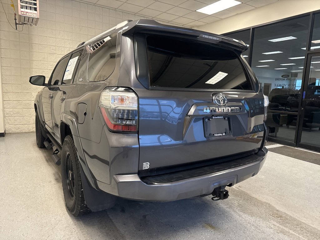 Used 2019 Toyota 4Runner SR5 image 10
