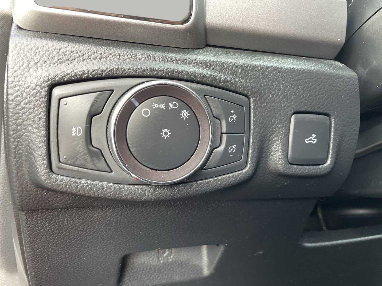 Certified 2019 Ford Ranger XLT w/ Trailer Tow Package image 25