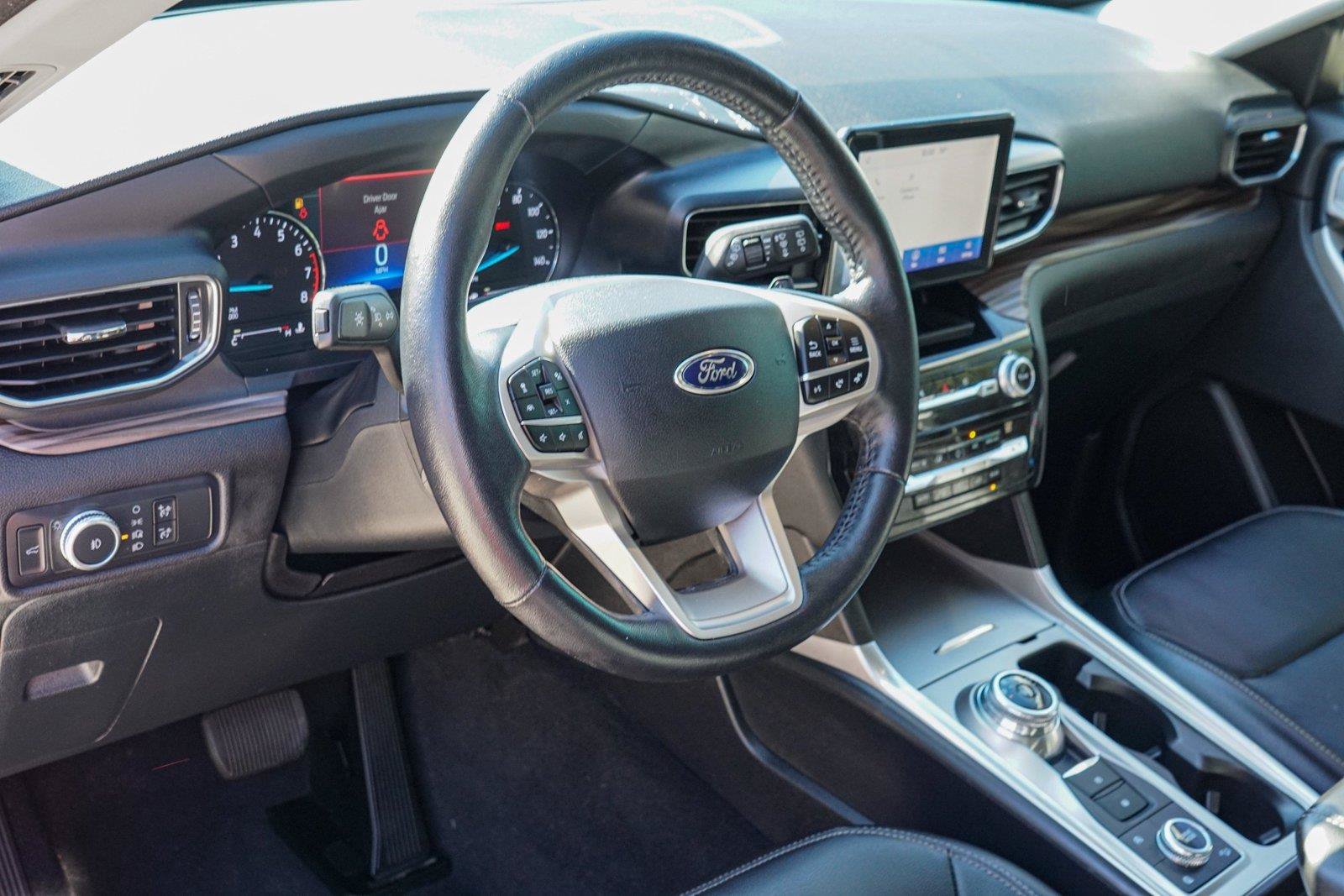 Certified 2021 Ford Explorer Limited AWD/4WD image 8