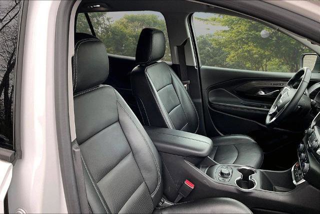 Used 2024 GMC Terrain SLT AWD/4WD image 9