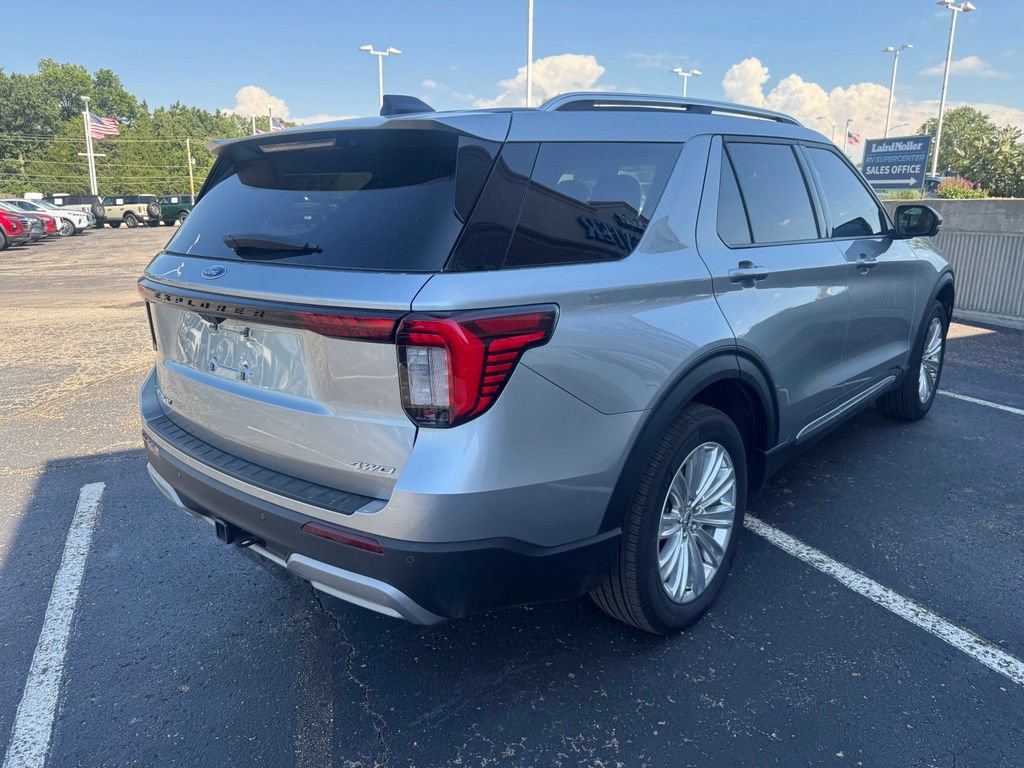 Certified 2025 Ford Explorer Platinum w/ LUX Leather Package AWD/4WD image 7
