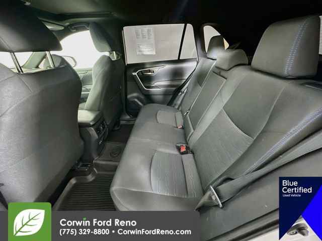 Used 2024 Toyota RAV4 SE w/ Convenience Package AWD/4WD image 29