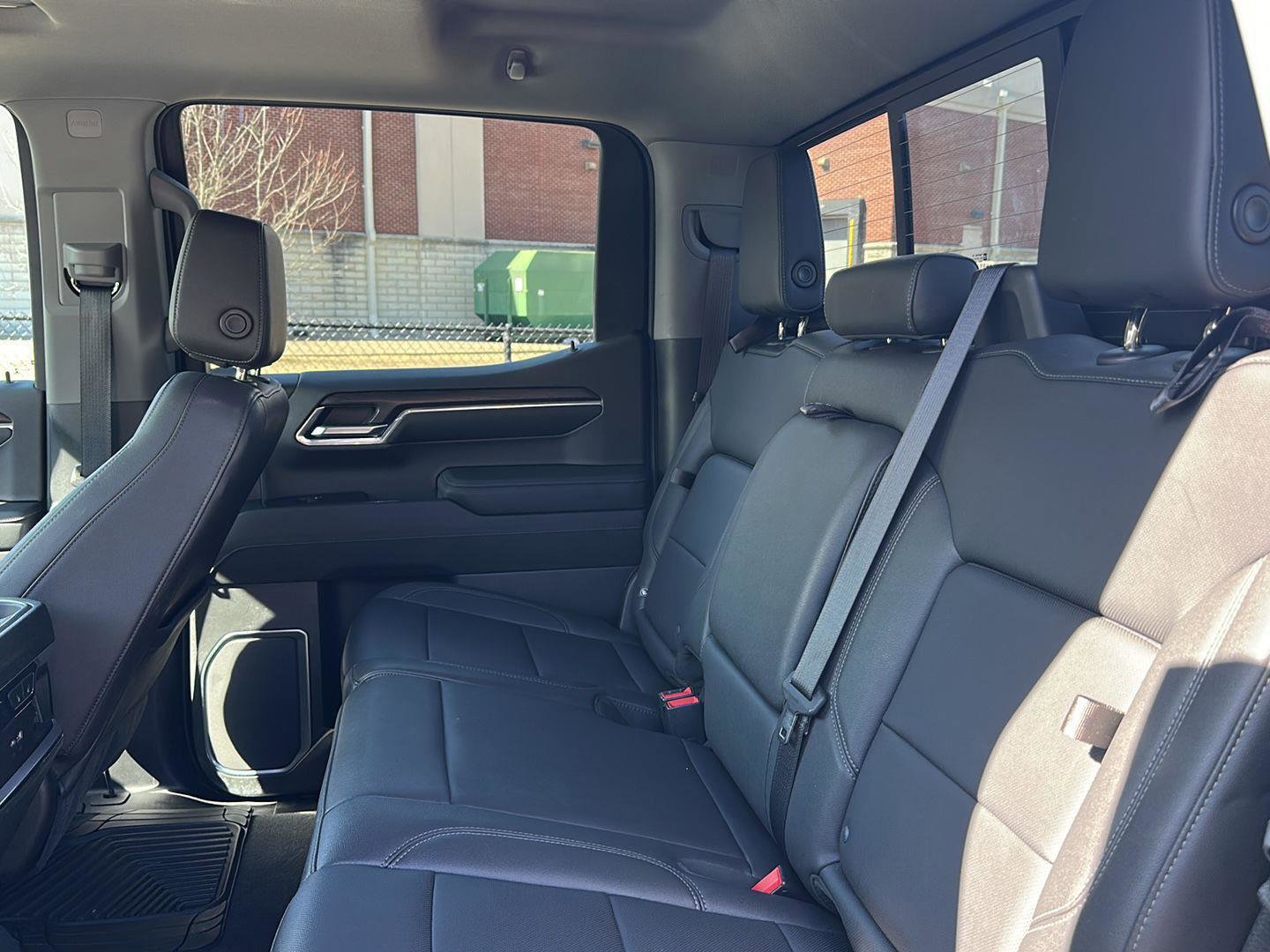 Used 2022 GMC Sierra 1500 SLT w/ SLT Premium Plus Package image 23