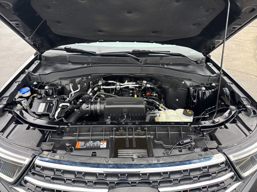 Certified 2021 Ford Explorer XLT w/ Equipment Group 202A AWD/4WD image 53
