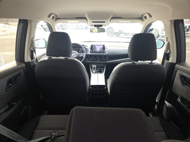 Used 2021 Nissan Rogue S image 14