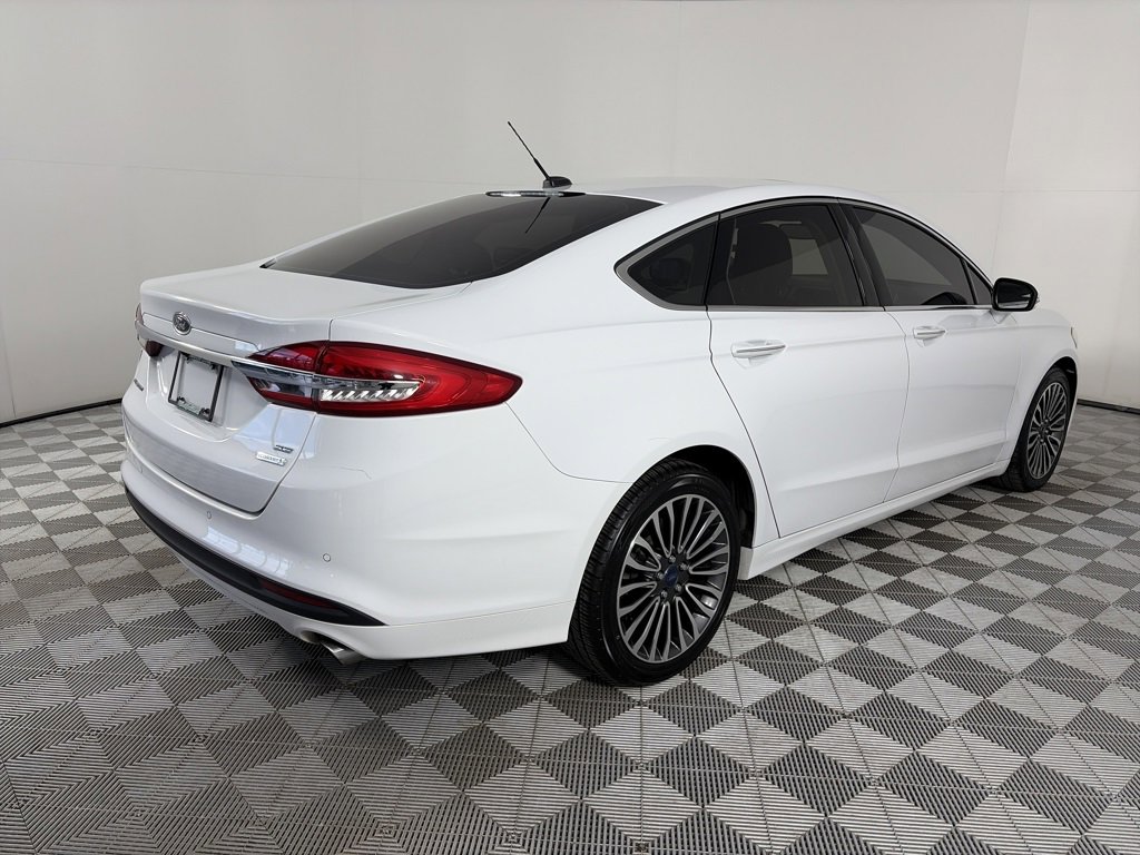 Certified 2018 Ford Fusion SE w/ Fusion SE Technology Package image 7