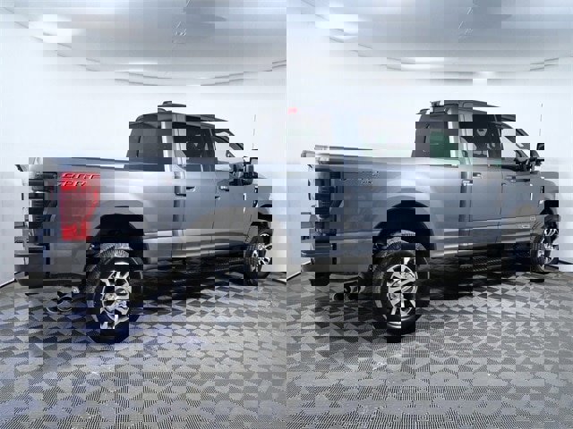 Certified 2022 Ford F350 Lariat w/ Lariat Ultimate Package image 4