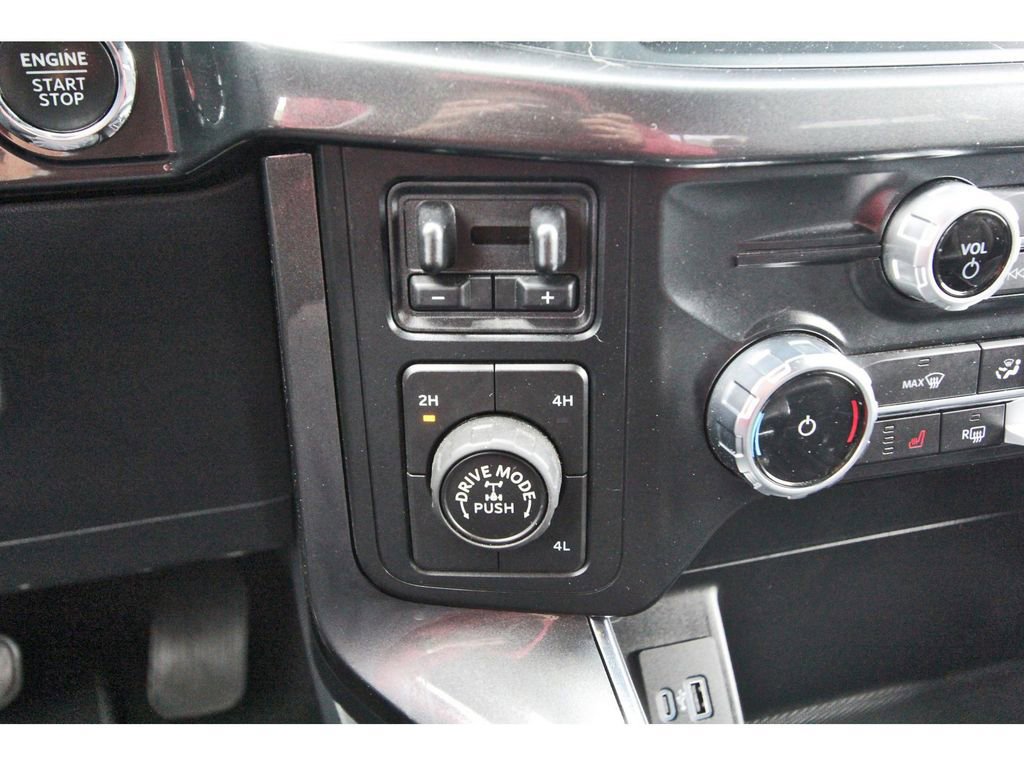 Certified 2022 Ford F150 XLT w/ Equipment Group 302A High image 26