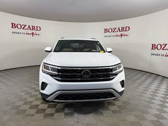 Used 2021 Volkswagen Atlas Cross Sport SE FWD image 2