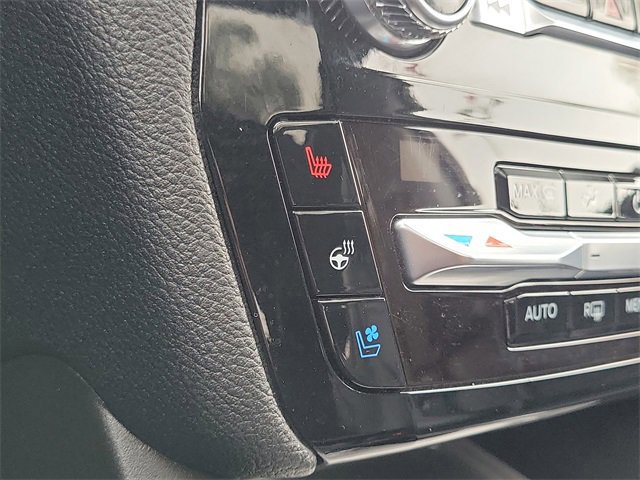 Certified 2021 Ford Explorer Limited w/ Hybrid Equipment Group 310A image 16