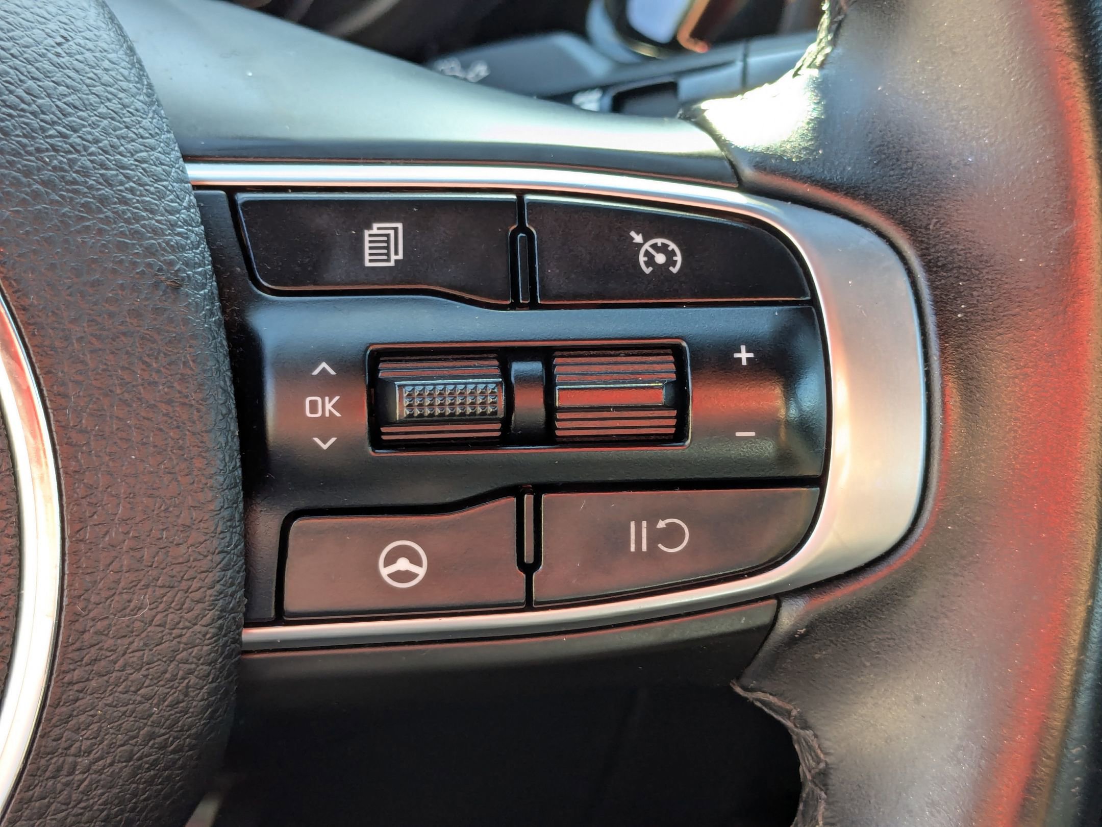 Used 2021 Kia K5 GT-Line FWD image 18