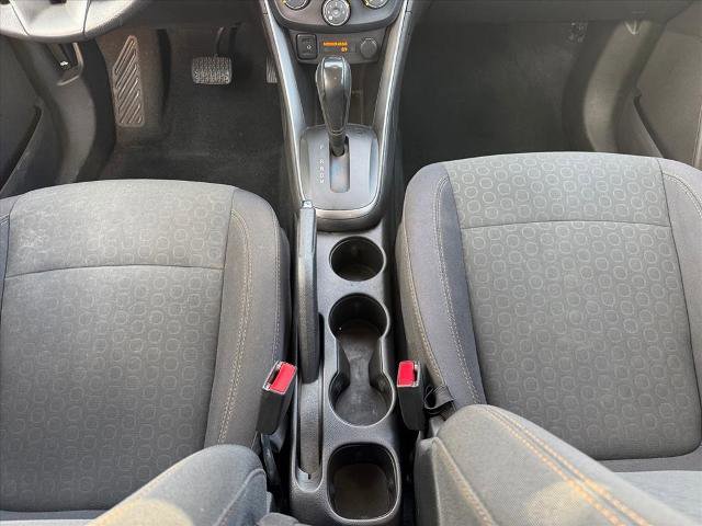 Used 2019 Chevrolet Trax LS image 16