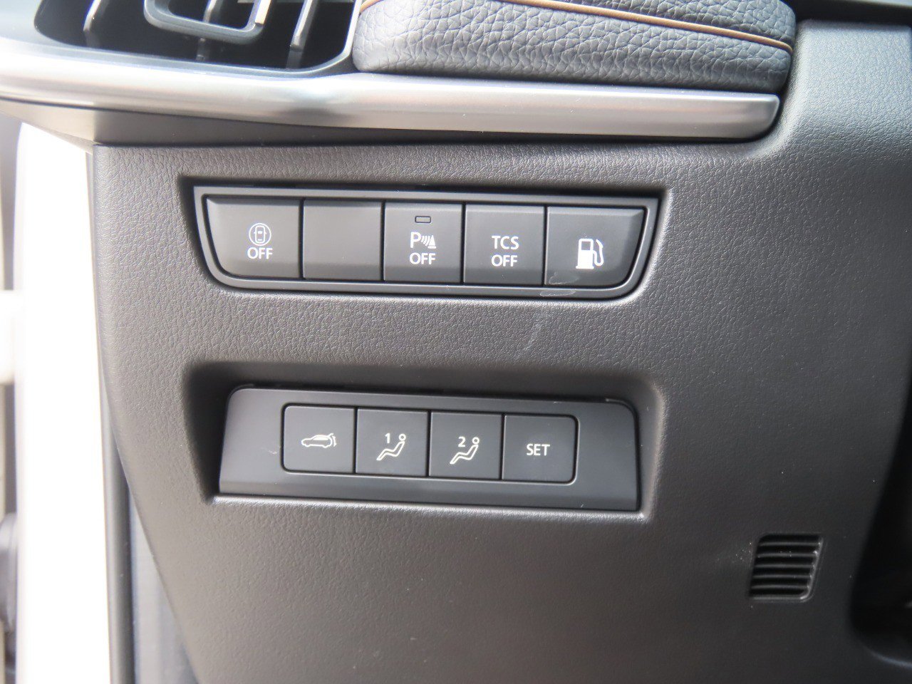 Used 2024 MAZDA CX-90 Plug-In Hybrid w/ Premium Pkg AWD/4WD image 27