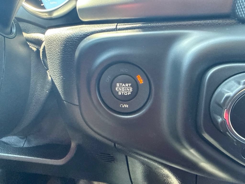 Used 2021 Jeep Wrangler Unlimited Sport AWD/4WD image 32