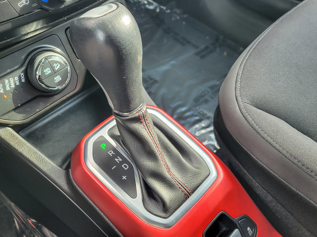 Used 2020 Jeep Renegade Trailhawk w/ UConnect 8.4 Nav Group image 16