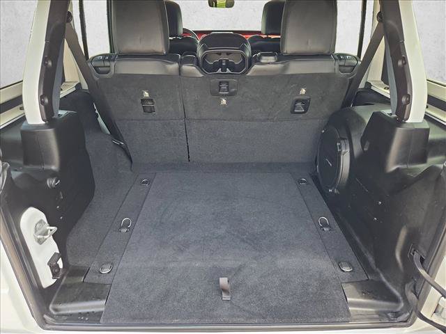 Used 2018 Jeep Wrangler Unlimited Rubicon AWD/4WD image 6