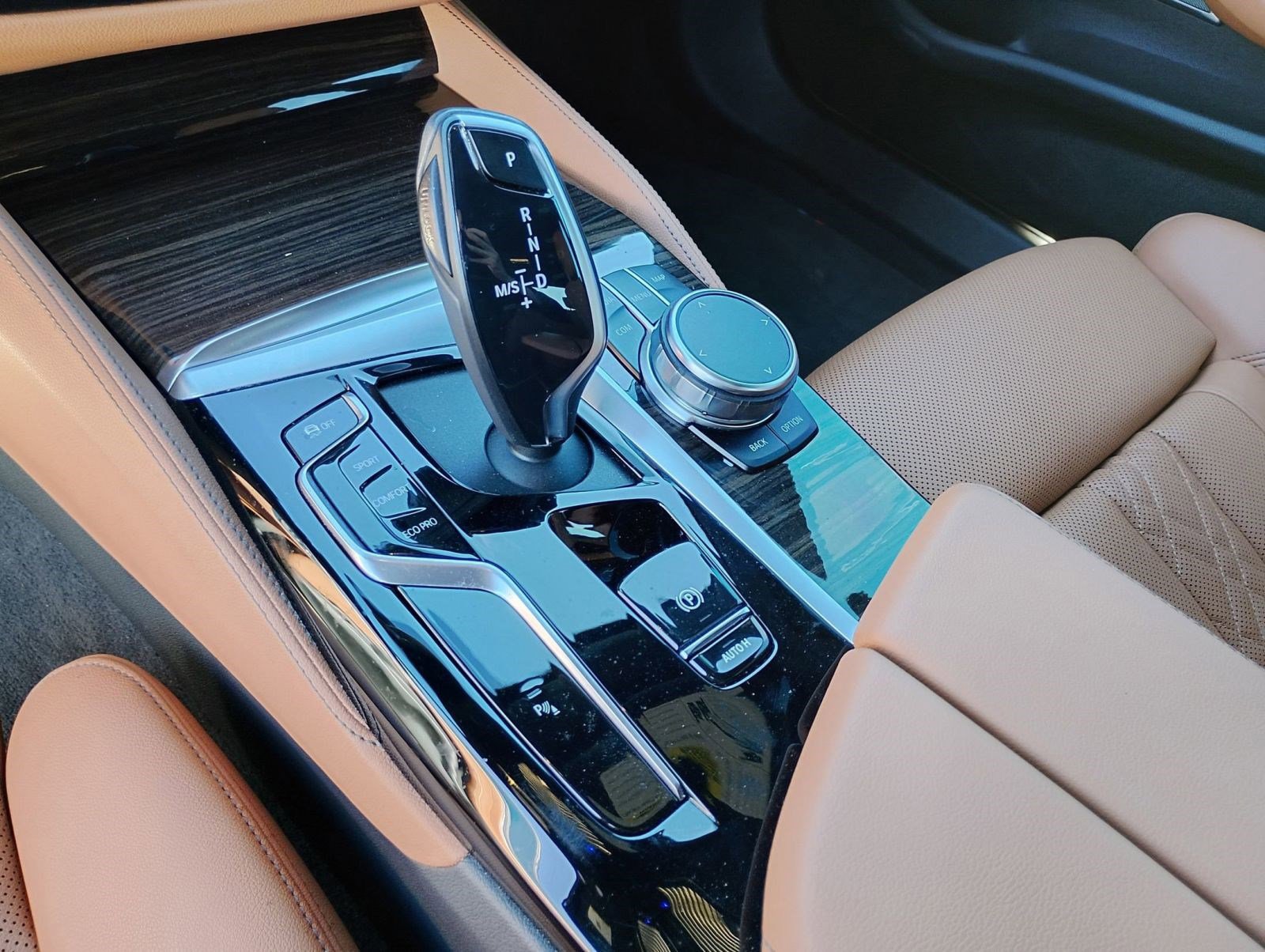 Used 2023 BMW 530i 530i w/ M Sport Package image 14