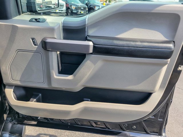 Certified 2019 Ford F150 XLT w/ Equipment Group 302A Luxury AWD/4WD image 28