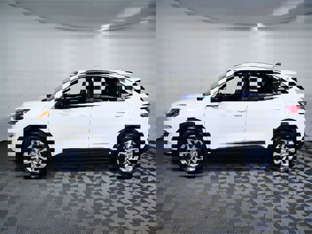 Certified 2022 Ford Escape SE w/ Cold Weather Package image 5